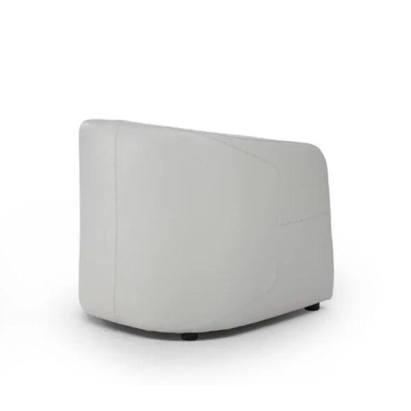 2882 Armchair - Image 3
